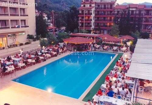 Blue Rainbow Hotel 3
